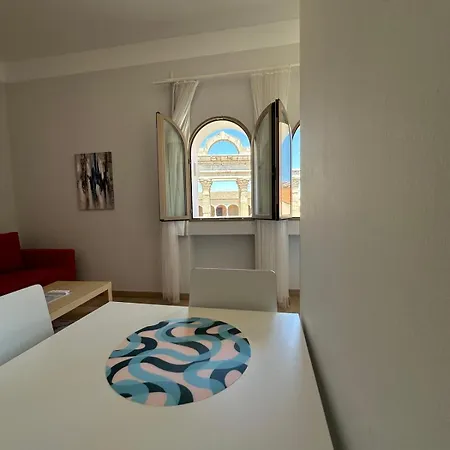 Templo Diana -vistas Historicas- * Merida