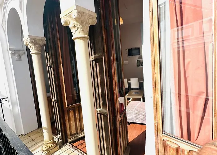 Templo Diana -vistas Historicas- דירה