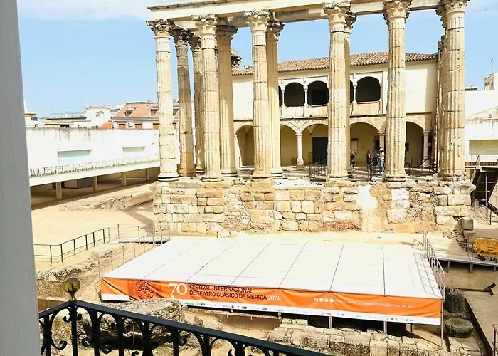 Apartment Templo Diana -vistas Historicas- *